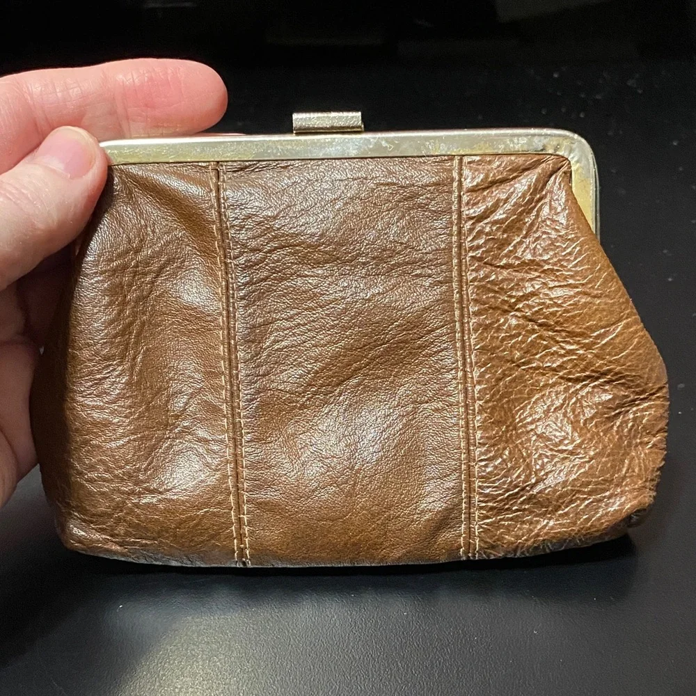 RGA vintage Brown Leather change purse - Picture 3 of 16